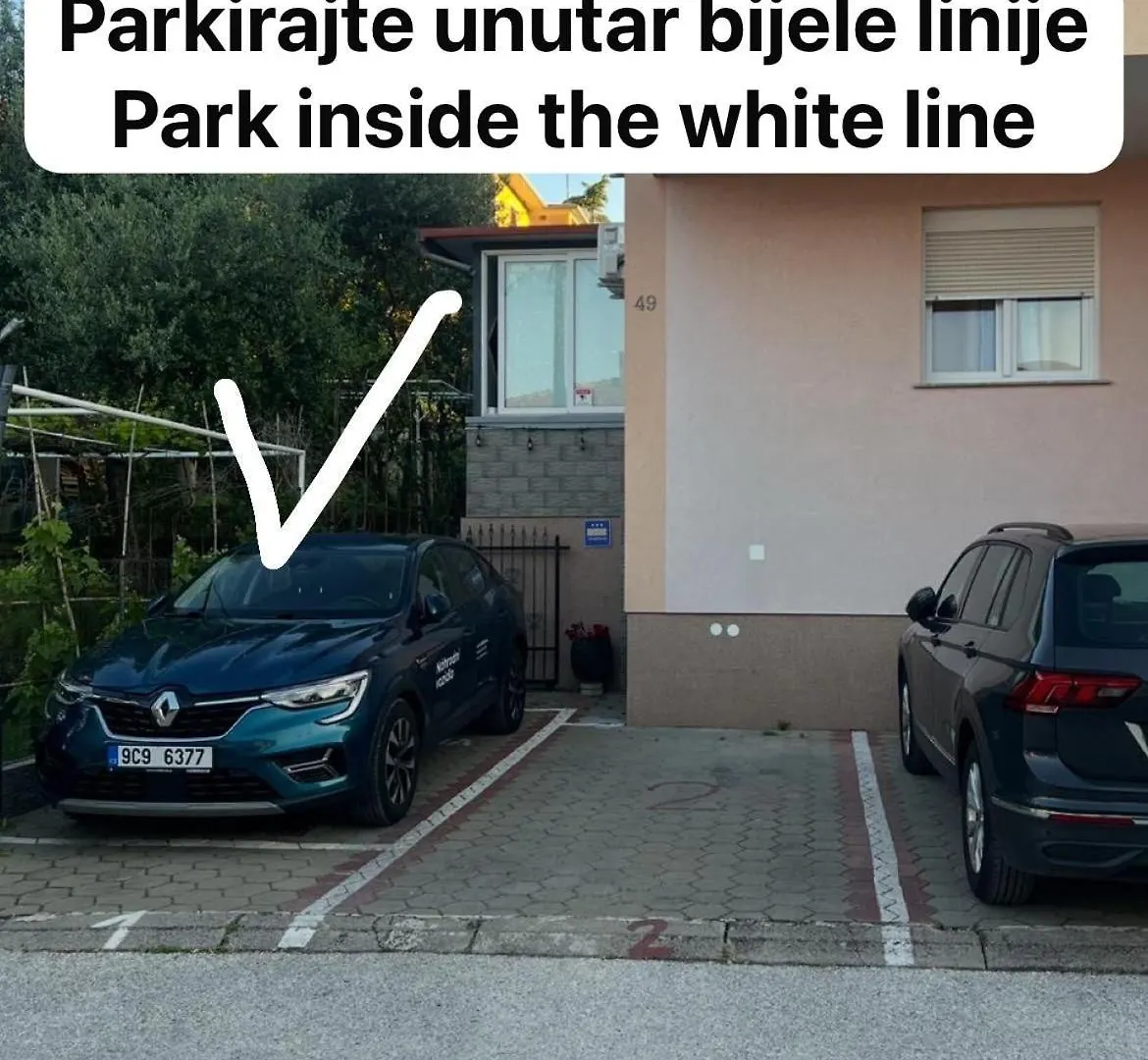 Studio Dama Blizina Amfiteatra I Bus Kolodvora ,Besplatan Privatni Parking,Self-Check- In Apartment Pula